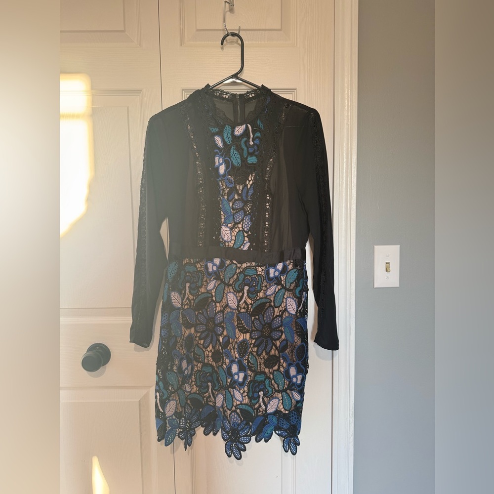 Elegant Black and Blue Lace Dress